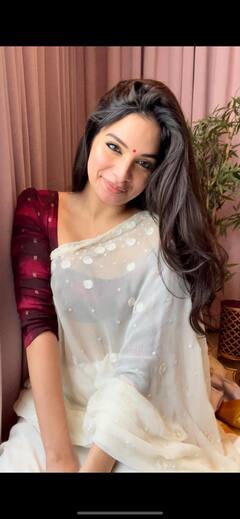 நடிகை தான்யா ஹோப்பின் ட்ரெடிஷனல் போட்டோஷூட்