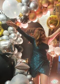 IN PICS: Bigg Boss 13's Arti Singh Dazzles In A  Shimmery Green Dress At Her Birthday Bash With Family!