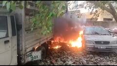 ਅੰਮ੍ਰਿਤਸਰ ਦੇ ਬਸ ਸਟੈਂਡ 'ਚ ਲੱਗੀ ਅੱਗ, ਮਾਲਖਾਨੇ 'ਚ ਪਈਆਂ ਗੱਡੀਆਂ ਆਈਆਂ ਚਪੇਟ 'ਚ 