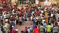 Pune Corona Update: पुन्हा कडक लॉकडाऊनची परप्रांतियांना भीती, गावी परतण्यासाठी पुणे स्टेशनवर गर्दी