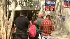 Ahmedabad:આ હોસ્પિટલની બહાર રેમડેસિવીર ઈન્જેક્શન લેવા માટે લાગી લાંબી કતાર, જુઓ વીડિયો