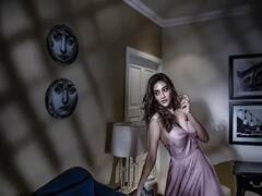 WB Assembly election 2021 | निवडणुकांच्या रणधुमाळीत गाजतंय खासदार नुसरत जहाँ यांचं ग्लॅमरस फोटोशूट