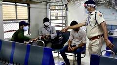 Mumbai Local : मुंबई लोकलमधील गर्दीवर निर्बंध आणण्याचा सरकारचा विचार : मंत्री विजय वडेट्टीवार