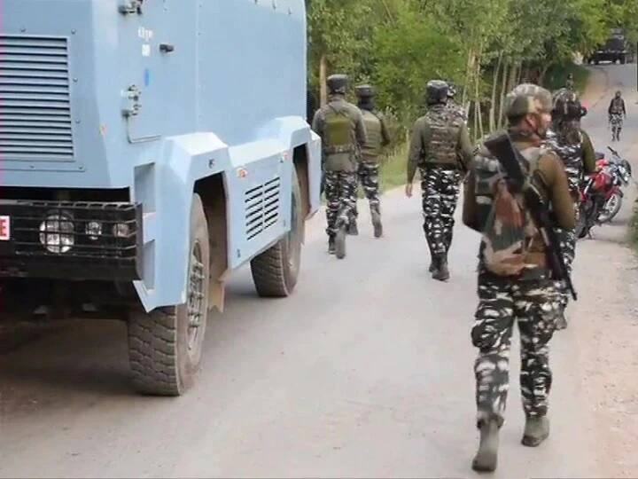 Army-militant clashes again in Shopian, Jammu and Kashmir জম্মু কাশ্মীরের সোপিয়ানে ফের সেনা-জঙ্গি সংঘর্ষ