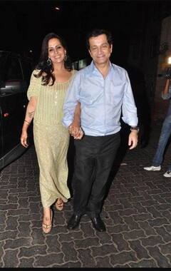 In Pics: ਅਕਸ਼ੇ ਕੁਮਾਰ ਦੀ ਭੈਣ ਨੇ 15 ਸਾਲ ਵੱਡੇ ਇਸ ਸ਼ਖਸ ਨਾਲ ਪਰਿਵਾਰ ਖਿਲਾਫ ਜਾ ਕੇ ਕਰਵਾਇਆ ਵਿਆਹ, ਖਿਡਾਰੀ ਕੁਮਾਰ ਵੀ ਨਹੀਂ ਸੀ ਰਾਜ਼ੀ 