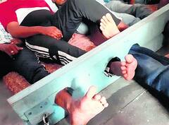 ਪੰਜਾਬ ਪੁਲਿਸ ਦਾ ਕਰੂਰ ਚਿਹਰਾ, ਵੀਡੀਓ ਵਾਇਰਲ ਹੋਣ ਮਗਰੋਂ ਥਾਣੇਦਾਰ ਬਰਖਾਸਤ