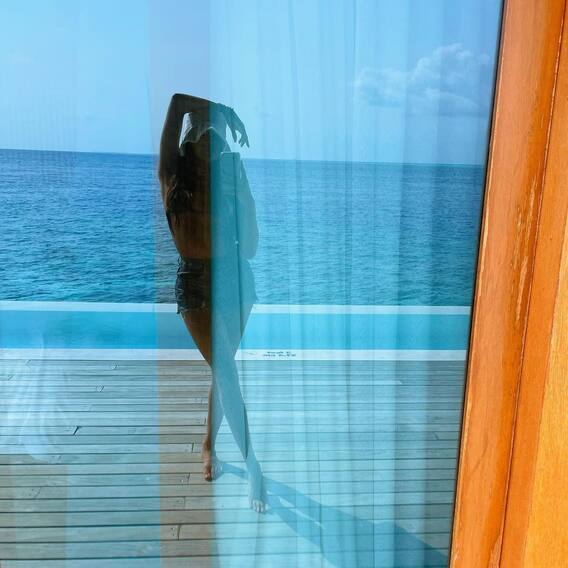 Janhvi Kapoor Maldives Pics: Actress Looks Stunning In Monokini As She