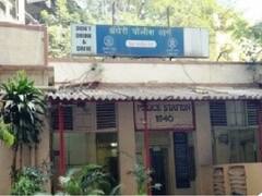 सहप्रवाशी अश्लील चाळे करु लागल्यानंतर महिलेने धावत्या रिक्षातून मारली उडी, अंधेरीतील घटना, दोघांना अटक