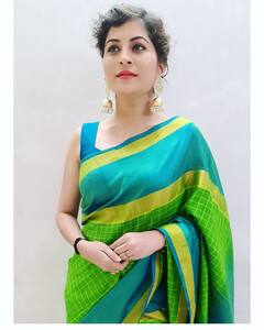 PHOTO : सिम्पल पण क्लासी; गायिका सावनी रविंद्रचा 'हा' लूक तुम्ही पाहिलात का?