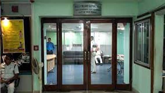 West Bengal Election 2021: একধিক দাবিতে মুখ্য নির্বাচনী আধিকারিকের দফতরে সংযুক্ত মোর্চার বিক্ষোভ