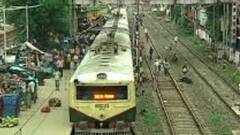 Train Service Disrupted: একঘণ্টা ধরে যাত্রীদের দুর্ভোগের পর ফের শিয়ালদা দক্ষিণে শুরু ট্রেন চলাচল