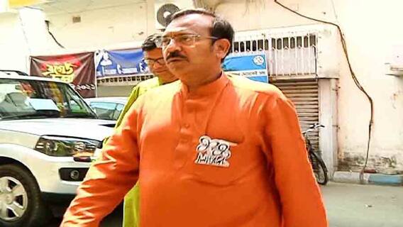 West Bengal Election 2021: গরমে লেবু-লঙ্কা-আলুভাতে দিয়ে পান্তাভাতই ভরসা অরূপ বিশ্বাসের