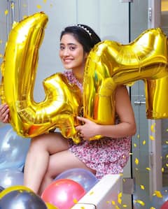 PICS: 'Yeh Rishta Kya Kehlata Hai' Actress Shivangi Joshi Crosses 4 Million Instagram Followers, Celebrates With Family