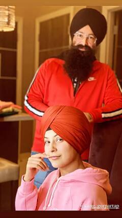 Shehnaaz Gill Turban Look: প্রকাশ্য়ে শেহনাজ গিলের নতুন লুক, তোলপাড় নেটদুনিয়া