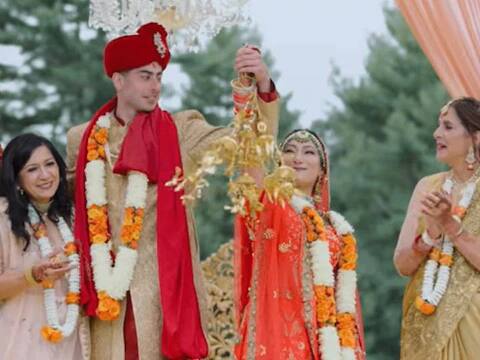 'द बिग डे: कलेक्शन 2' नेटफ्लिक्सवर 7 एप्रिलला रीलीज झाली आहे. यामध्ये भारतीय लग्नांच्या बद्दल दाखवण्यात आलं आहे.