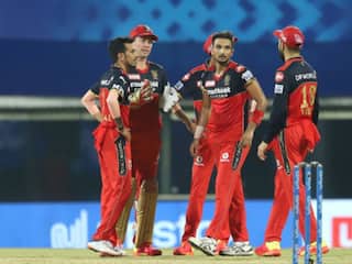 IPL: '3-4 फ्रेंचाइजियों ने धोखा दिया', RCB के स्टार गेंदबाज़ का छलका दर्द