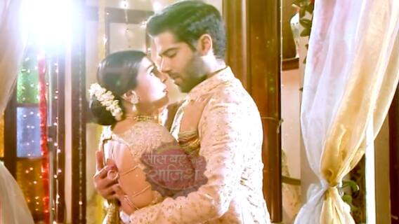 Pandya Store: Dhara and Gautam share cute romantic moments together!