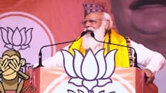 Mamata Banerjee tosses football at the crowd during rally, says 'Khela hobe' | Poll Khol