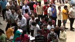 WB election 2021: শুভশ্রী, দিতিপ্রিয়া থেকে যশ, শ্রাবন্তী, আঙুলে কালি কোন কোন তারকার?