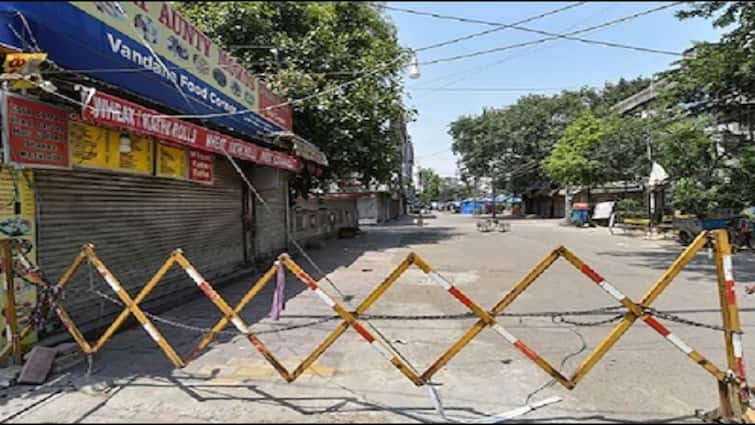 Strict lockdown across the state including Mumbai, Udayan Rajes agitation in Satara Lockdown In Maharashtra | वीकेंड लॉकडाऊनला मुंबईसह संपूर्ण राज्यात प्रतिसाद, रस्त्यांवर शुकशुकाट