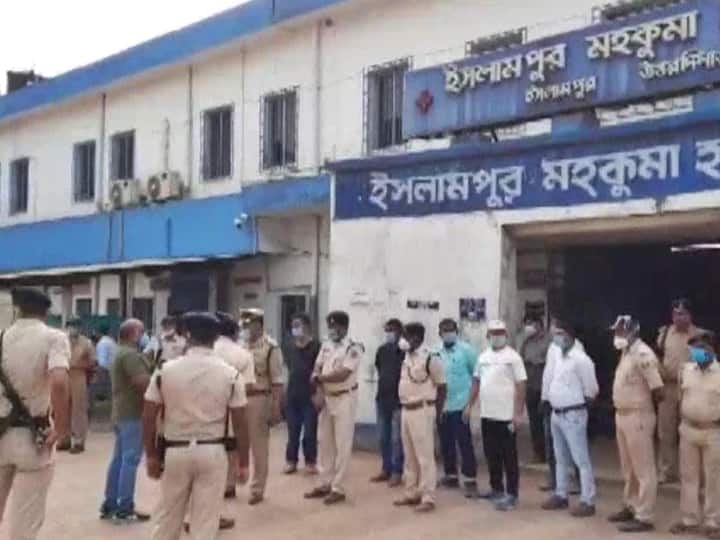 Mob Kills Kishanganj SHO Ashwini Kumar In Raid Gone Astray Near Bihar-Bengal Border; 1 Suspect Arrested Mob Kills Kishanganj SHO Ashwini Kumar In Raid Gone Astray Near Bihar-Bengal Border; 1 Suspect Arrested
