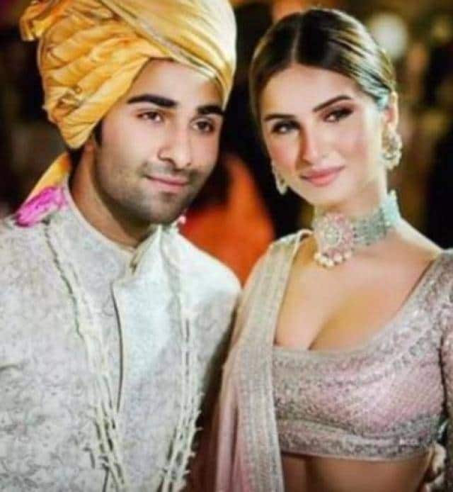 आदर जैन ने हाल में दिए एक इंटरव्यू में अपने रिलेशनशिप के बारे में खुलासा किया है.