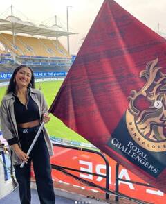 Dhanashree Verma Pics: বিরাটদের ম্যাচে গলা ফাটাচ্ছেন, কে এই সুন্দরী চিয়ারলিডার?