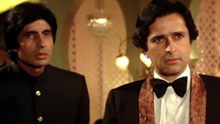 When Shashi Kapoor Pulled Amitabh Bachchan Out of an Extra Role जब Shashi Kapoor ने डायरेक्टर से कहकर कटवा दिया था Amitabh Bachchan का सीन, जानें क्या थी वजह