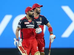 IPL 2021: मैक्सवेल की पारी के बाद ट्विटर पर एक दूसरे का शुक्रिया करते नजर आए आरसीबी और पंजाब किंग्स, वायरल हुआ ट्वीट