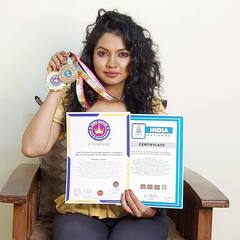 In Pics : मराठमोळी अभिनेत्री मीरा जोशीची जबरदस्त कामगिरी, 'वर्ल्ड रेकॉर्ड'मध्ये नोंदलं नाव