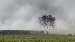 Noida में अग्निकांड, कबाड़ गोदाम में आग लगने से मचा हड़कंप