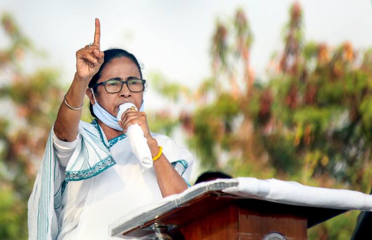 West Bengal Election 2021 Mamata Banerjee attacks Election Commission over shitalkuchi incident   EC should rename MCC as Modi Code of Conduct WB Election 2021: ‘মডেল কোড অফ কনডাক্ট আসলে মোদি কোড অফ কনডাক্ট!’ কমিশনকে আক্রমণ মমতার