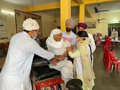 ਮੋਗਾ ਦੀ 105 ਸਾਲਾ ਬੇਬੇ ਨੇ ਲਵਾਈ ਕੋਰੋਨਾ ਵੈਕਸੀਨ, ਲੋਕਾਂ ਨੂੰ ਦਿੱਤੀ ਨਸੀਹਤ