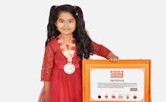 5 ਸਾਲਾ ਬੱਚੀ ਕਿਆਰਾ ਕੌਰ ਨੇ 105 ਮਿੰਟਾਂ ’ਚ 36 ਕਿਤਾਬਾਂ ਪੜ੍ਹ ਕੇ ਬਣਾਇਆ ਵਿਸ਼ਵ ਰਿਕਾਰਡ