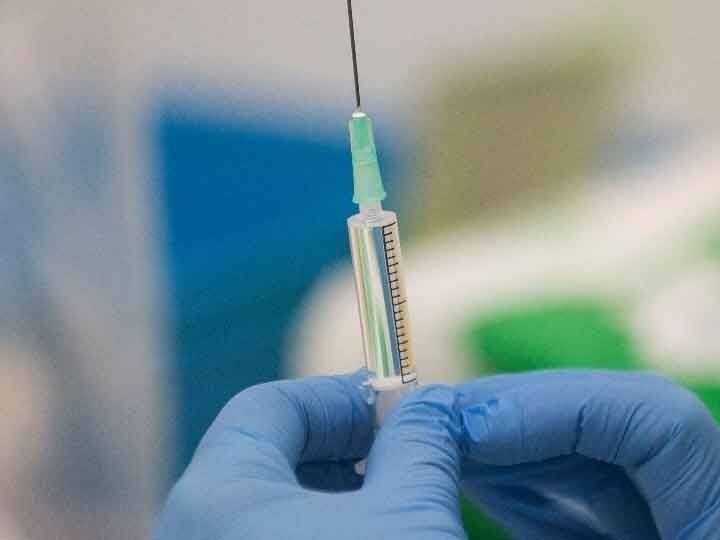 COVID Vaccination: More than 10 crore doses given in 85 days in India, Left USA and China behind COVID Vaccination: भारत में 85 दिन में दी गई 10 करोड़ से ज्यादा डोज, अमेरिका और चीन को पीछे छोड़ा