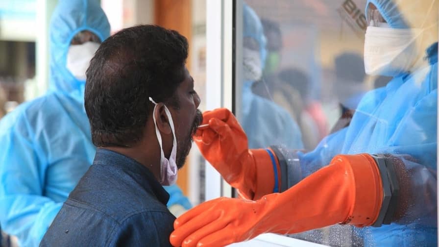 India Coronavirus Cases Updates Reports 161736 New COVID 19 Cases Today 13 April India Coronavirus Cases : ছেদ নেই গতিতে, একদিনে দেশে নতুন সংক্রমণ প্রায় এক লক্ষ বাষট্টি হাজার