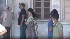 Kanpur के 'टीका उत्सव' में फैली अव्यवस्था, इंतजार में घंटों बैठे रहे लोग