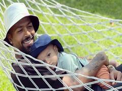 In Pics | लेकासोबत हार्दिक पांड्याचा Relax Mode On