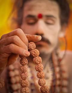 Haridwar Khumbh Mela 2021: কুম্ভমেলা শেষ করে রাতের অন্ধকারে গোপনে কোথায় যান নাগা সন্ন্যাসীরা?