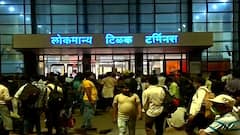 Mumbai: Pool of migrants gather outside Lokmanya Tilak Terminus due to fear of Covid