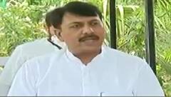 સમાચાર શતકઃC.R.પાટીલ પાસે રેમડેસિવીર ઈન્જેક્શન ક્યાંથી આવ્યા તે અંગે કોંગ્રેસે માંગ્યો ખુલાસો, જુઓ મહત્વના સમાચાર