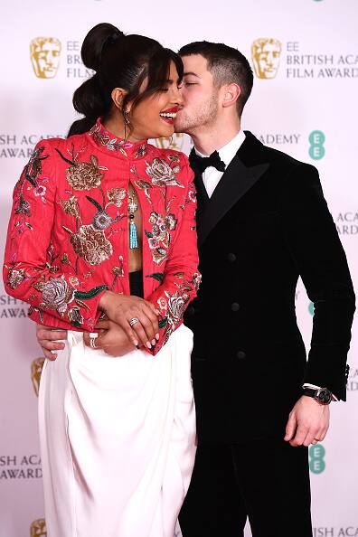 Kiss of love! [pic credit: Gettyimages]