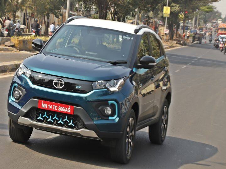 In the automotive world, EVs are the most debated/most talked about at the moment because there is confusion as to whether it is really the future or is it really already here? The EV revolution is happening in a few developed markets where cost is not an issue and charging infrastructure is sorted. California or London for example loves EVs and it is clear that these cities/states are embracing EVs in a big way. This article does not debate about that as instead we simply answer whether an EV makes sense for India or not. At the moment, the no. of EVs or even the sales of them are tiny and it is clear that mass adoption is years away or more since the technology itself is expensive. Batteries, weight, all those charging stations (who will pay for them?) and what not. A lot of questions but the simple solution is that EVs can co-exist with standard petrol/diesel cars and be the third option. In reality, EVs make sense if you live in the city and your commute is short plus it is much cheaper to run as well.