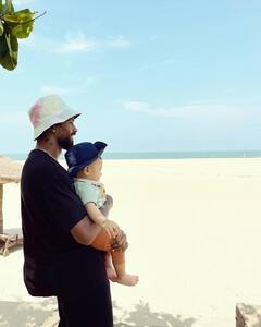 Agastya with Pandya Brothers: ছোট্ট অগস্ত্যকে নিয়েই দিন কাটছে হার্দিক-ক্রুণালের