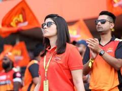 IPL 2021: कौन है सनराइजर्स हैदराबाद का हौसला अफजाई करने वाली ये लड़की, बन चुकी हैं इंटरनेट सेंसेशन, जानें