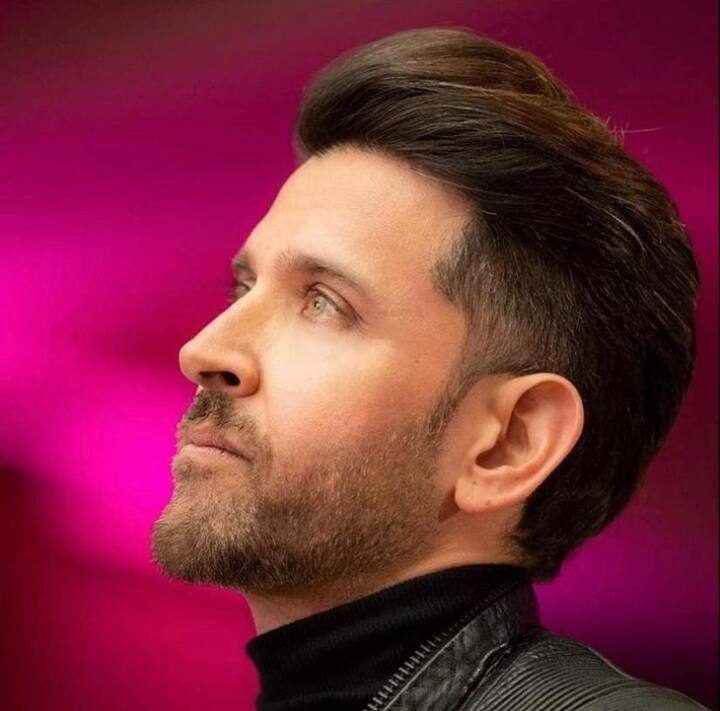 Hrithik once again set the stage on fire a few days back with his performance at the 66th Filmfare Awards. His performance encapsulated his journey of 20 years in Bollywood. The ‘Fighter’ actor sizzled on stage thereby driving the internet crazy with his dance moves. (Image courtesy – PR Image)