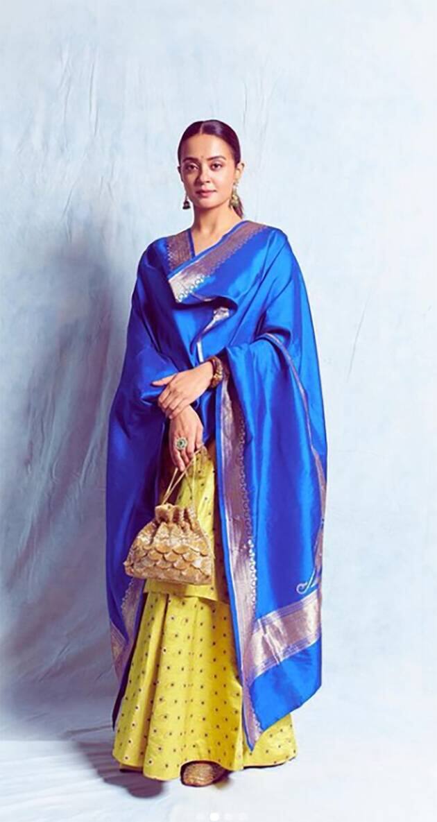 ये अभिनेत्री इन दिनों काम तो नहीं कर रही हैं लेकिन सोशल मीडिया पर एक्टिव हैं और अपने अपडेट्स देती रहती हैं.