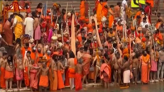 Kumbh Mela | हरिद्वारच्या कुंभमेळ्यात 400हून अधिक भाविकांना कोरोनाची लागण