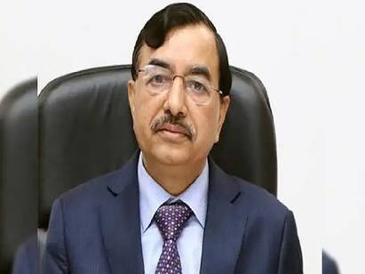 CEC Sushil Chandra EC Rajiv Kumar Test COVID-19 Positive Working from home Election Commission: করোনা আক্রান্ত মুখ্য নির্বাচন কমিশনার, বাড়িতে থেকেই করছেন কাজ