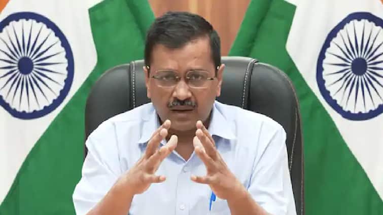 Weekend curfew will be imposed in Delhi to stop the pace of Corona from today Delhi Curfew: कोरोना की रफ्तार को रोकने के लिए दिल्ली में आज से लगेगा वीकेंड कर्फ्यू, 30 अप्रैल तक रहेंगी पाबंदियां